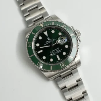 Rolex Submariner Date "Hulk" - 2012