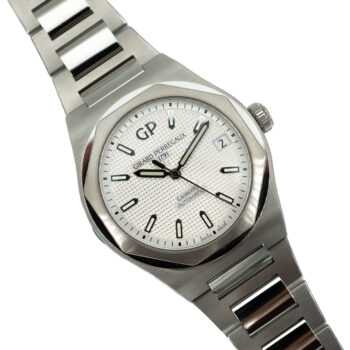 Girard Perregaux Laureato - 2025 - 42mm