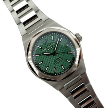 Girard Perregaux Laureato - 2025 - 42mm