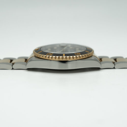 Rolex Submariner Date - 126613LN - 2022